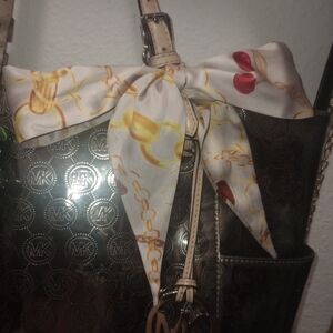 Silky Printed Purse Scarves (3styles)